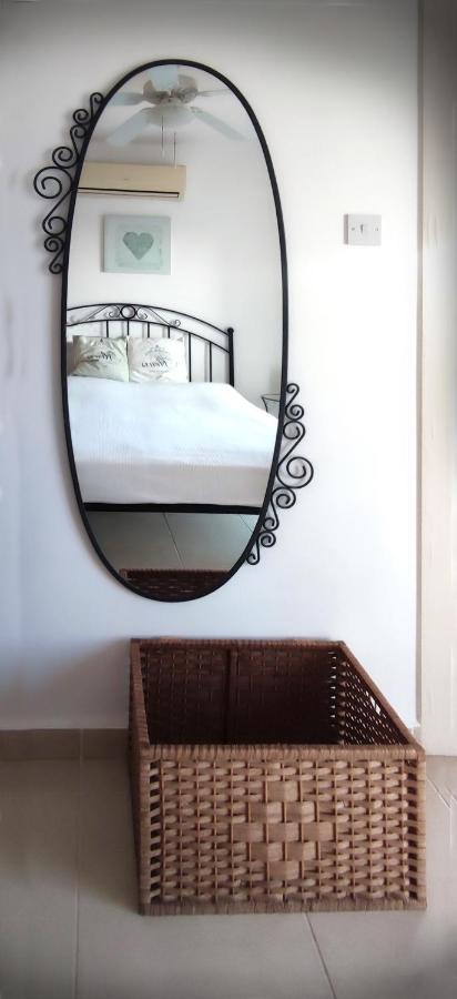 The Seaterra Reserve Penthouse With Mountains&Seaviews And Rooftop Terrace Akanthou エクステリア 写真