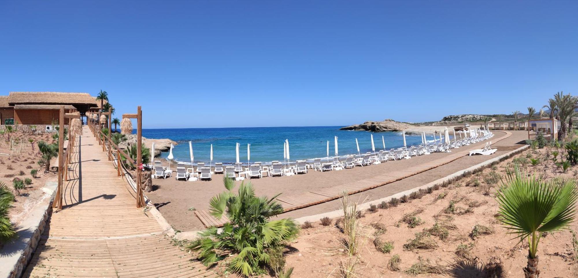 The Seaterra Reserve Penthouse With Mountains&Seaviews And Rooftop Terrace Akanthou エクステリア 写真